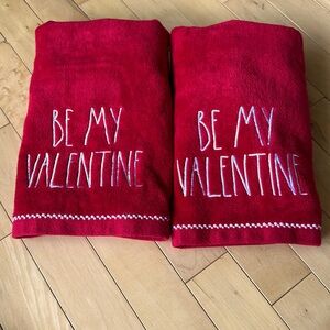❤️Valentines Hand Towels by Rae Dunn